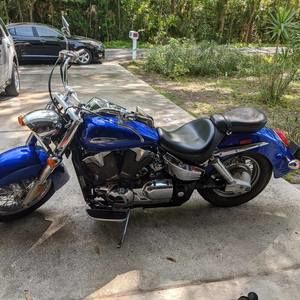 Meet your Posher, Robin